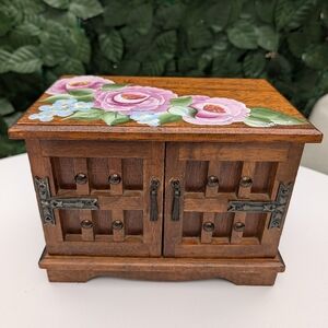 Vintage solid wood Jewelry & Music Box